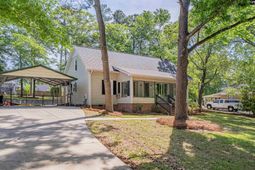 300 Rollingwood Drive  photo 4