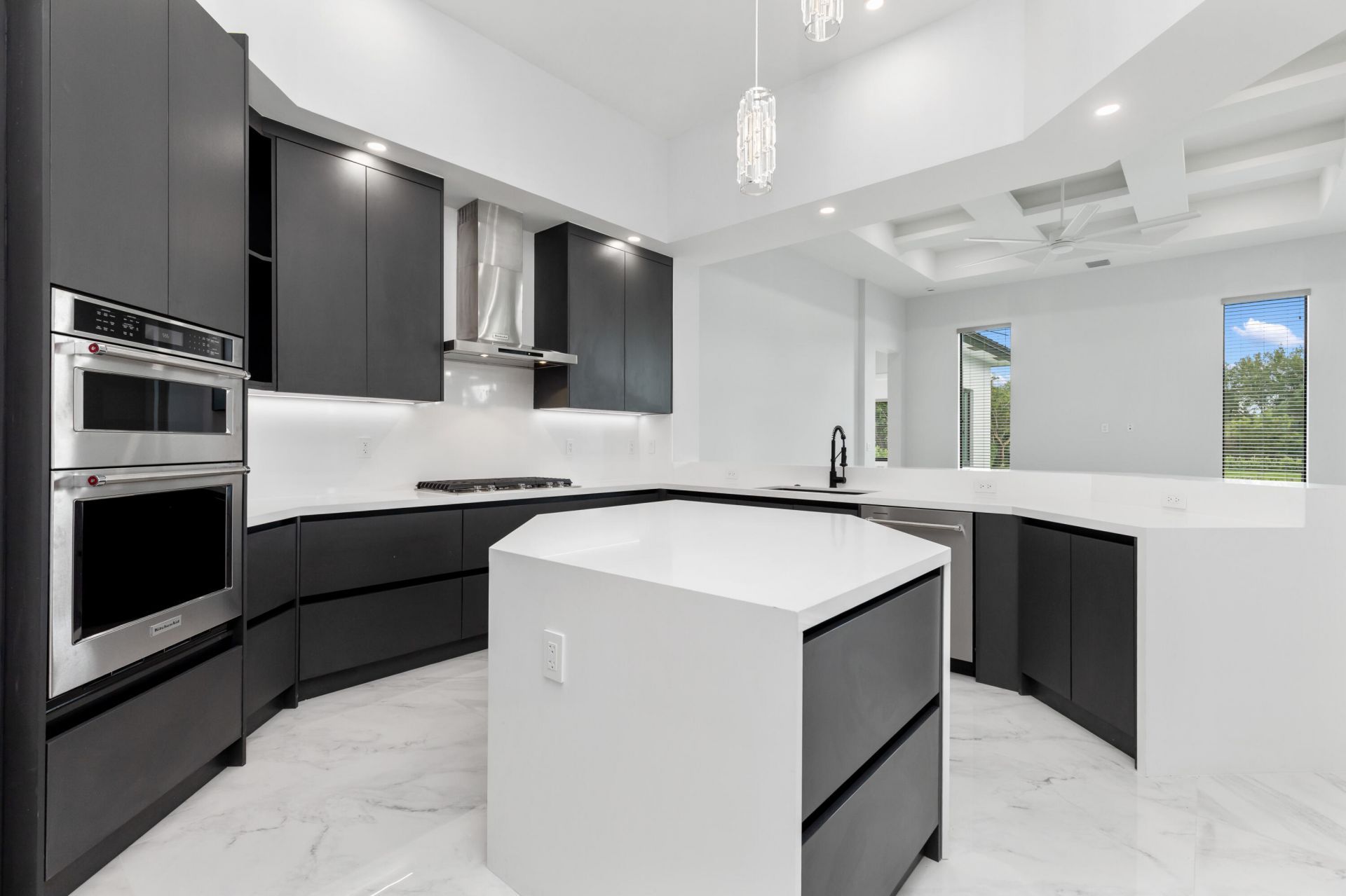 11000 SW 30th Court, Davie, FL 33328 Photo