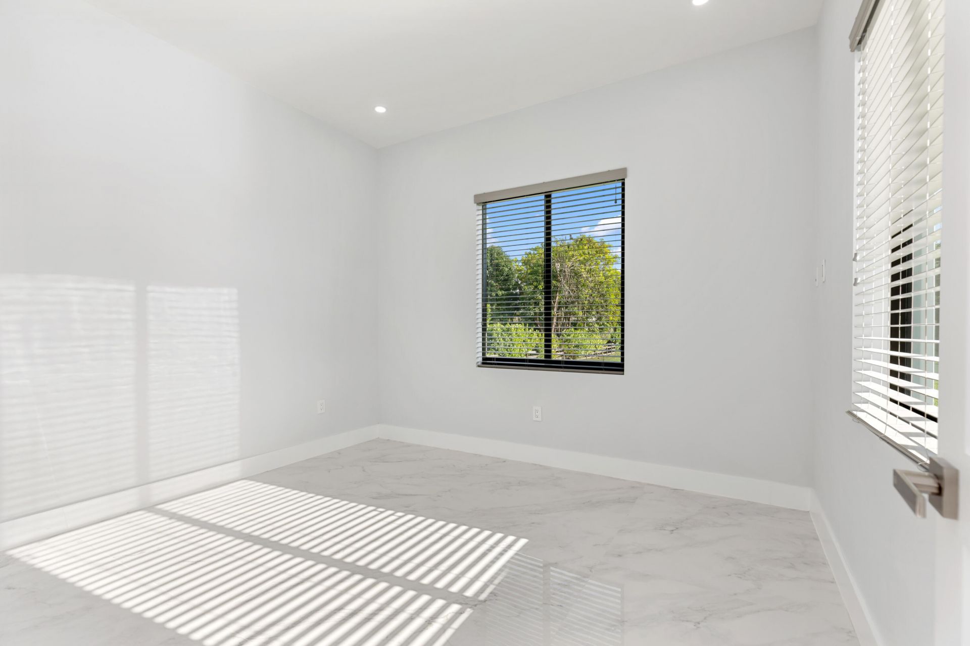 11000 SW 30th Court, Davie, FL 33328 Photo