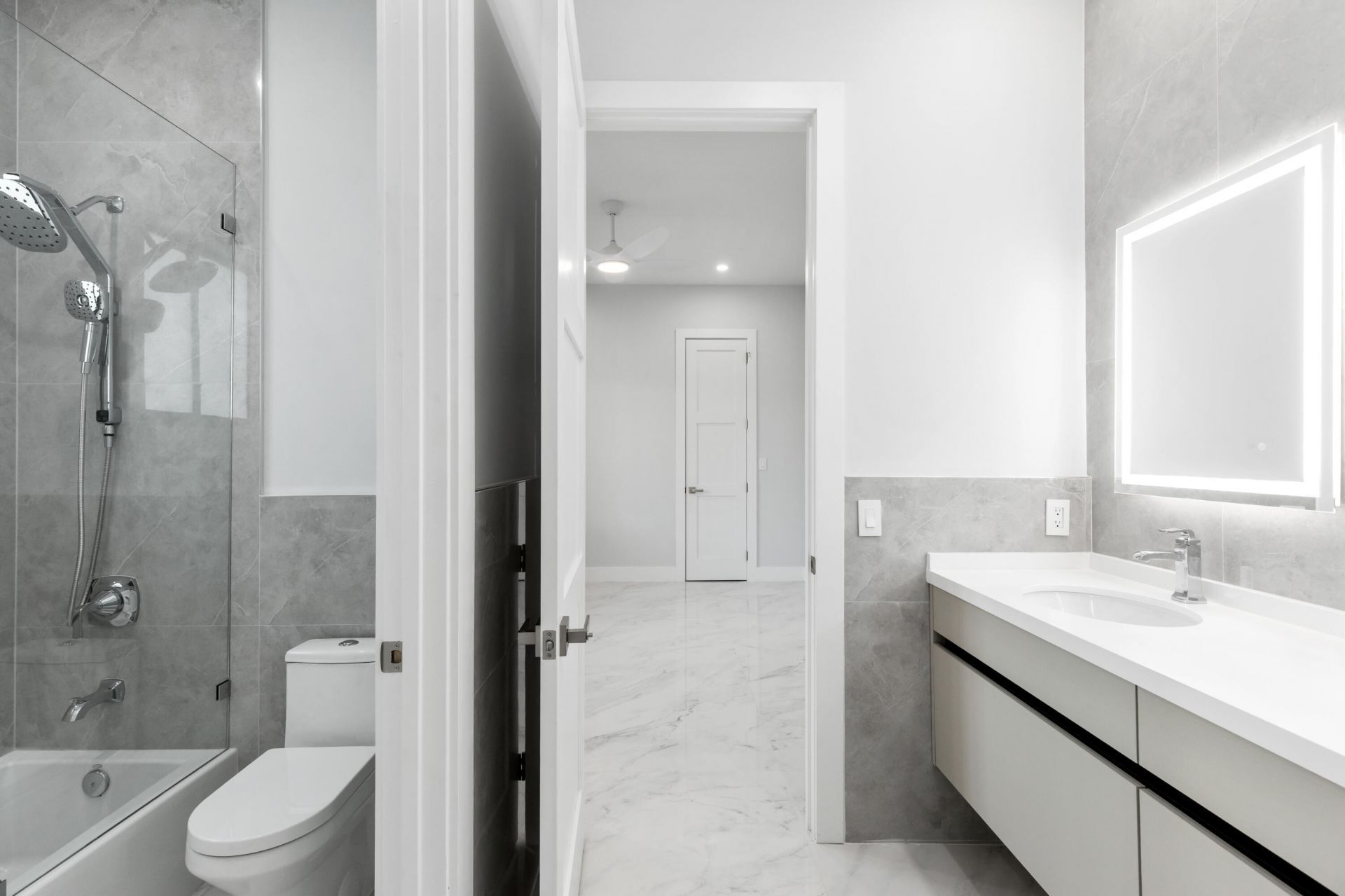 11000 SW 30th Court, Davie, FL 33328 Photo