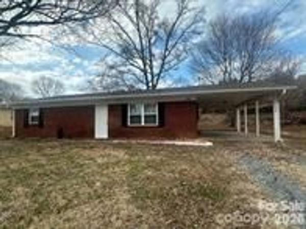 150 Greenfield Drive , Forest City, NC 28043
