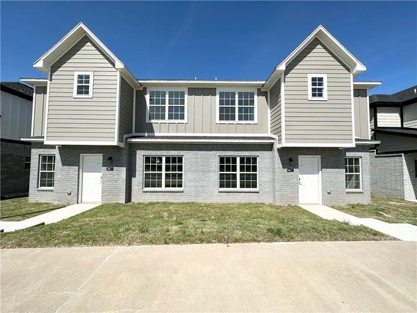 943 S Rupple Road, Unit 8, Fayetteville, AR 72704