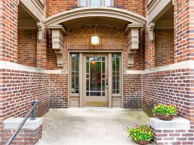 94 N 20th Street, Columbus, OH 43203 Photo 2