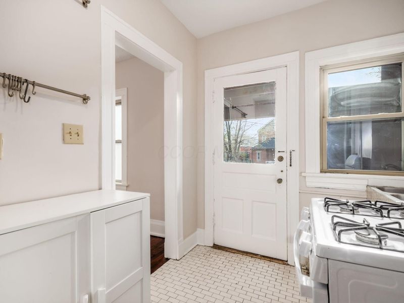 94 N 20th Street, Columbus, OH 43203 Photo 27