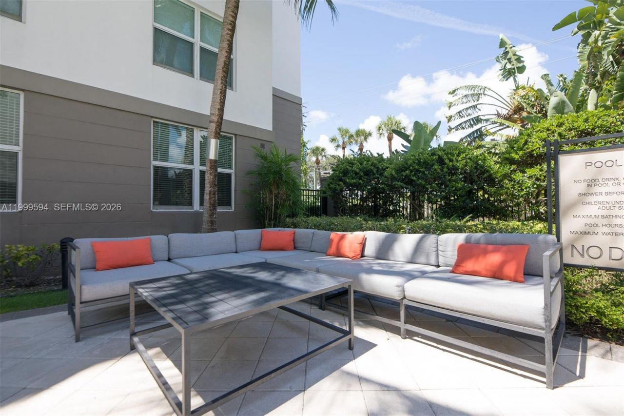 2401 NE 65th St, Unit 509, Fort Lauderdale, FL 33308 Photo