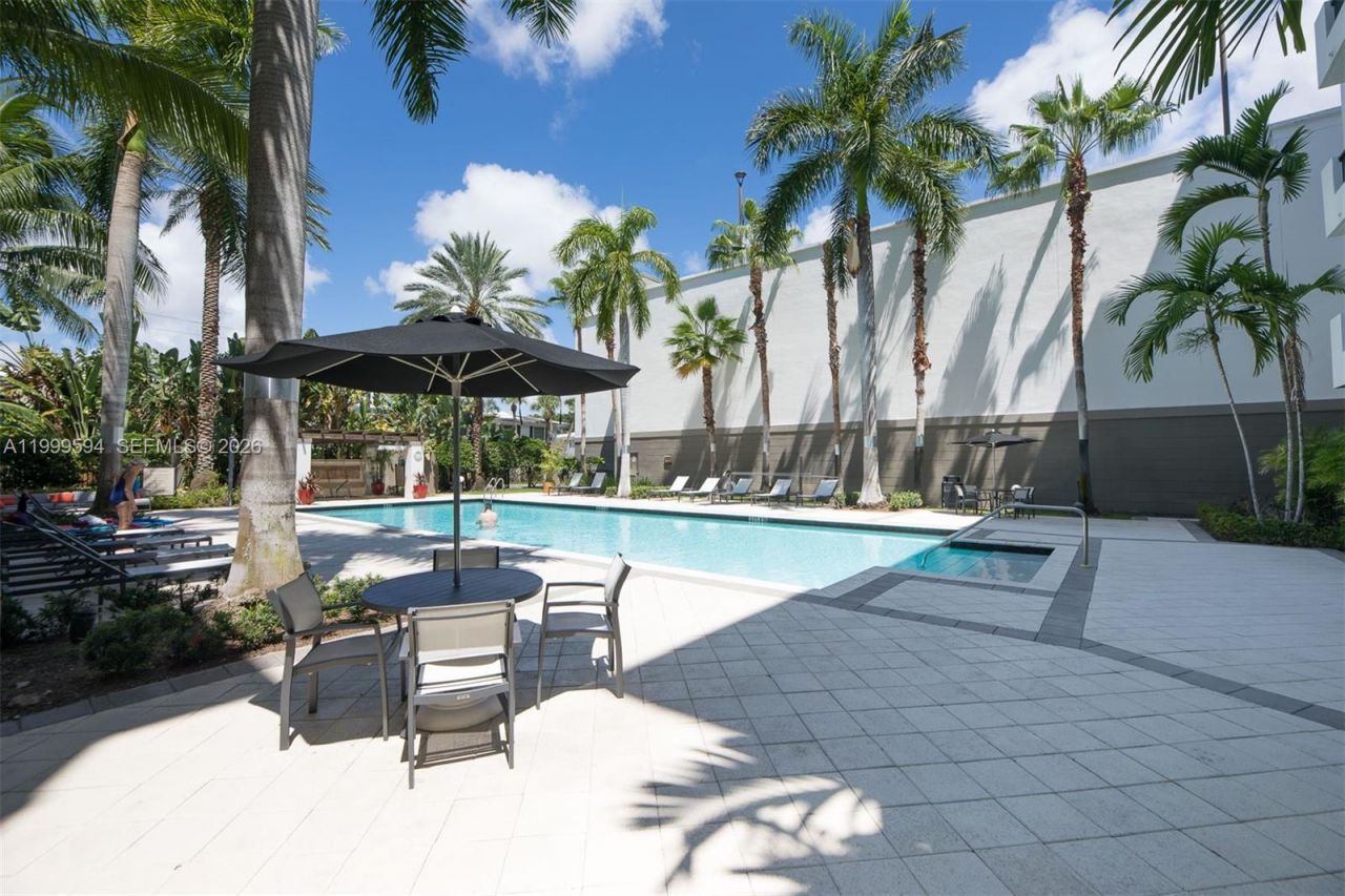 2401 NE 65th St, Unit 509, Fort Lauderdale, FL 33308 Photo