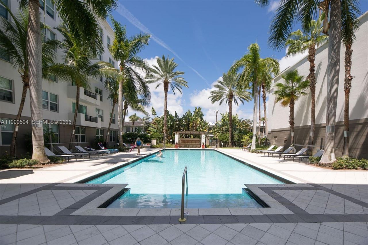 2401 NE 65th St, Unit 509, Fort Lauderdale, FL 33308 Photo
