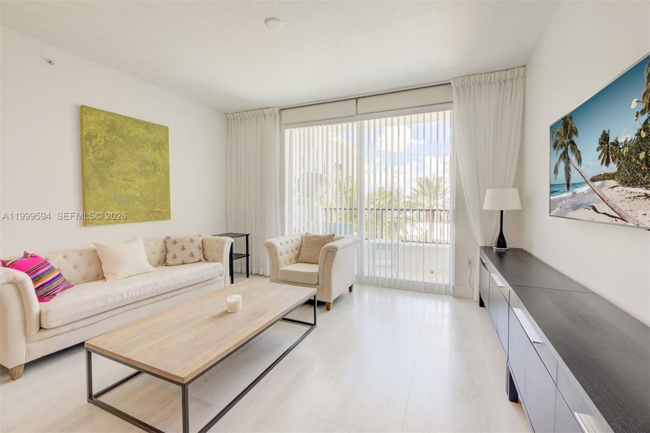 2401 NE 65th St, Unit 509, Fort Lauderdale, FL 33308 Photo