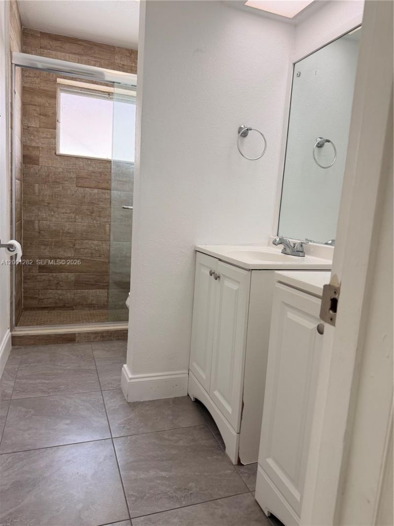 6613 Evergreen Dr, Unit A, Miramar, FL 33023 Photo