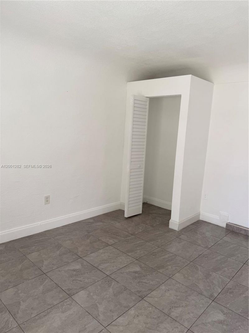 6613 Evergreen Dr, Unit A, Miramar, FL 33023 Photo