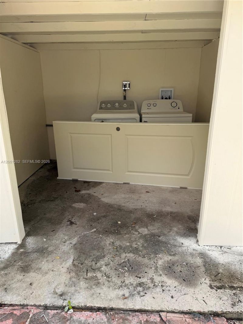 6613 Evergreen Dr, Unit A, Miramar, FL 33023 Photo