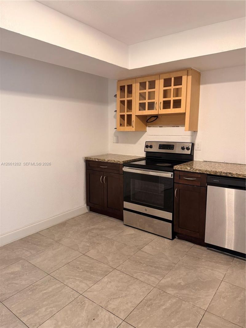 6613 Evergreen Dr, Unit A, Miramar, FL 33023 Photo