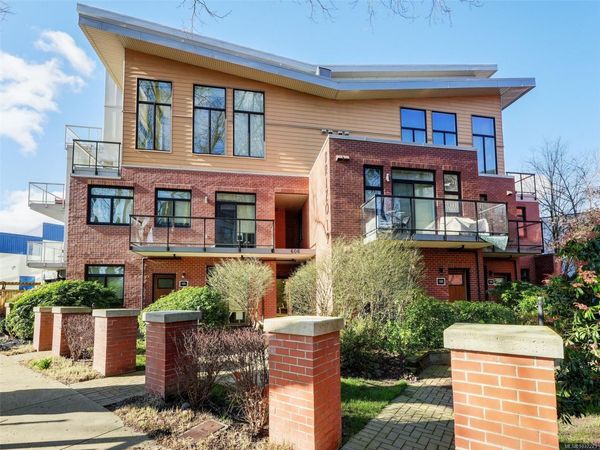 606 Speed Ave, Unit 305, Victoria, BC V8Z 1A4