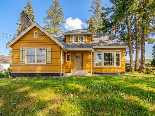 4749 Leslie Ave, Port Alberni, BC V9Y 6R8