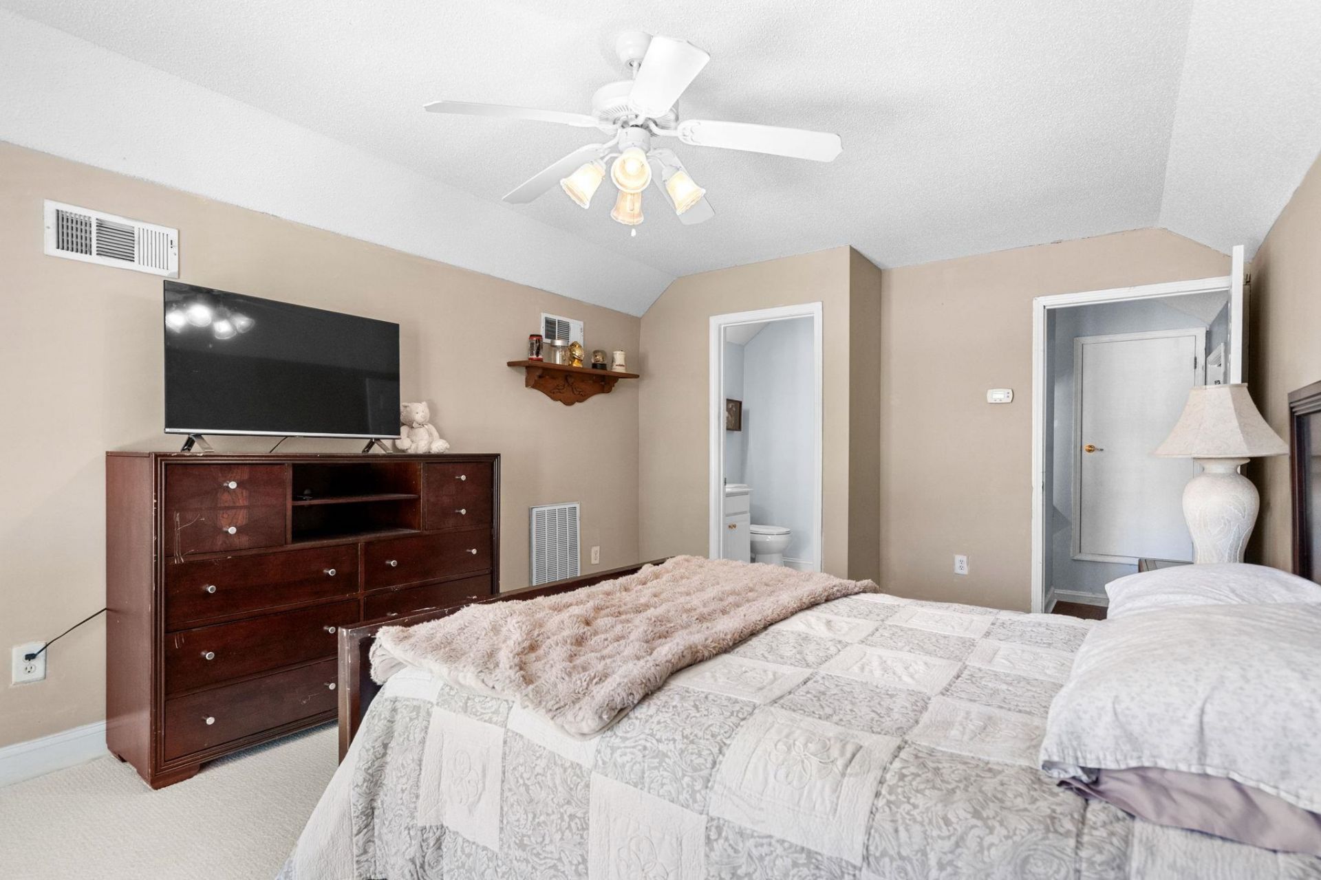 4190 Setter Ct. Photo 35