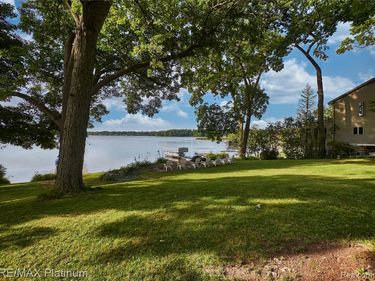 4358 SKUSA Drive , Genoa Twp, MI 48116