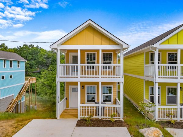 270A W Main Street, Dandridge, TN 37725