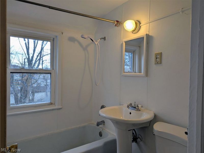 1490 - 1492 E 250th Street, Euclid, OH 44117 Photo 14