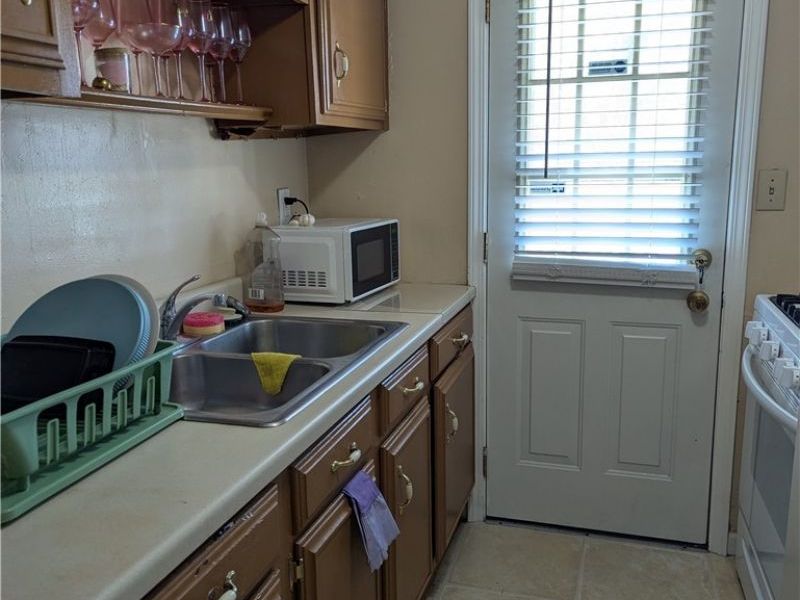 1490 - 1492 E 250th Street, Euclid, OH 44117 Photo 2