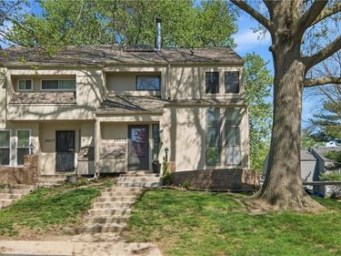 10075 N Locust Street, Kansas City, MO 64155