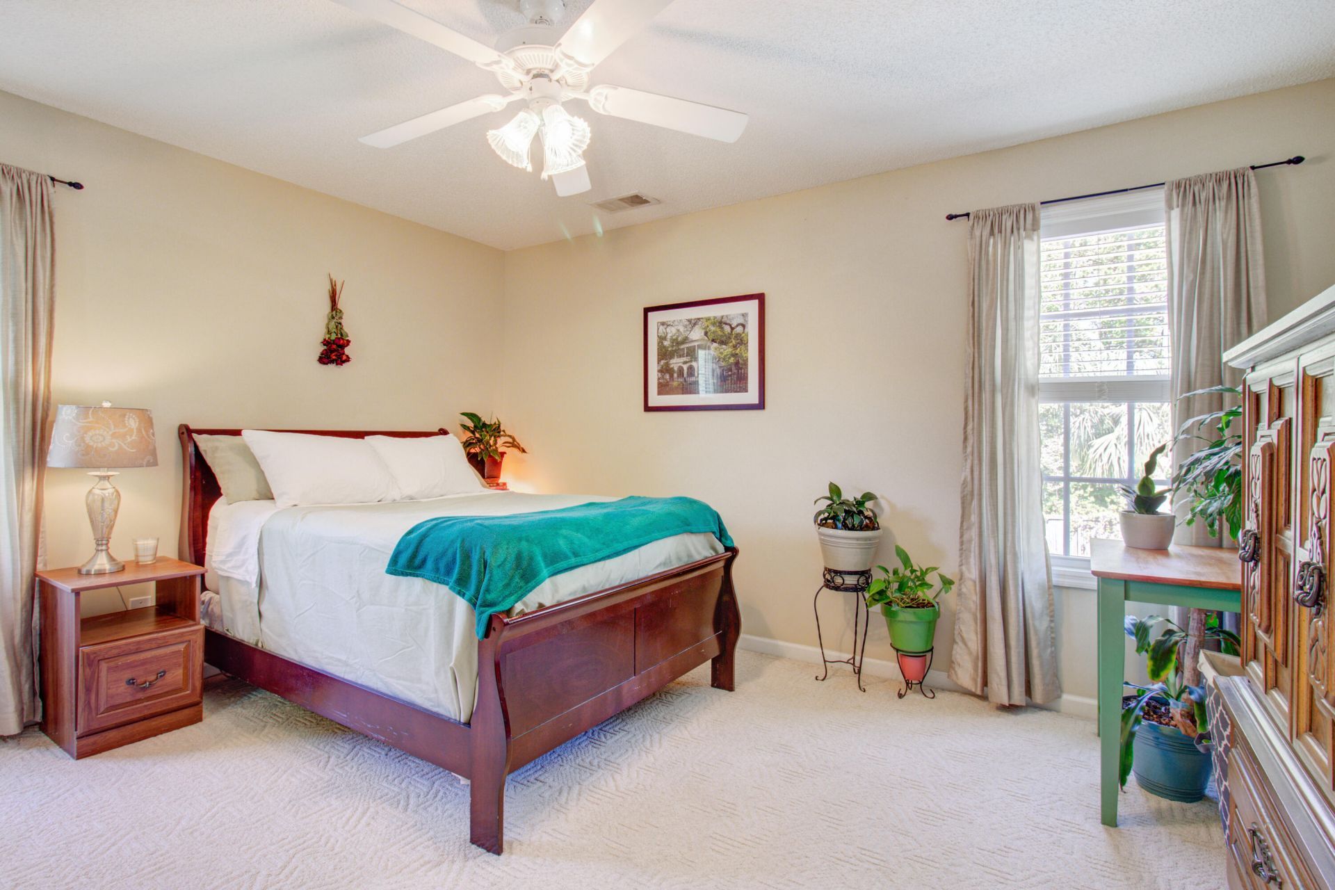 683 Hamlet Circle Photo 26