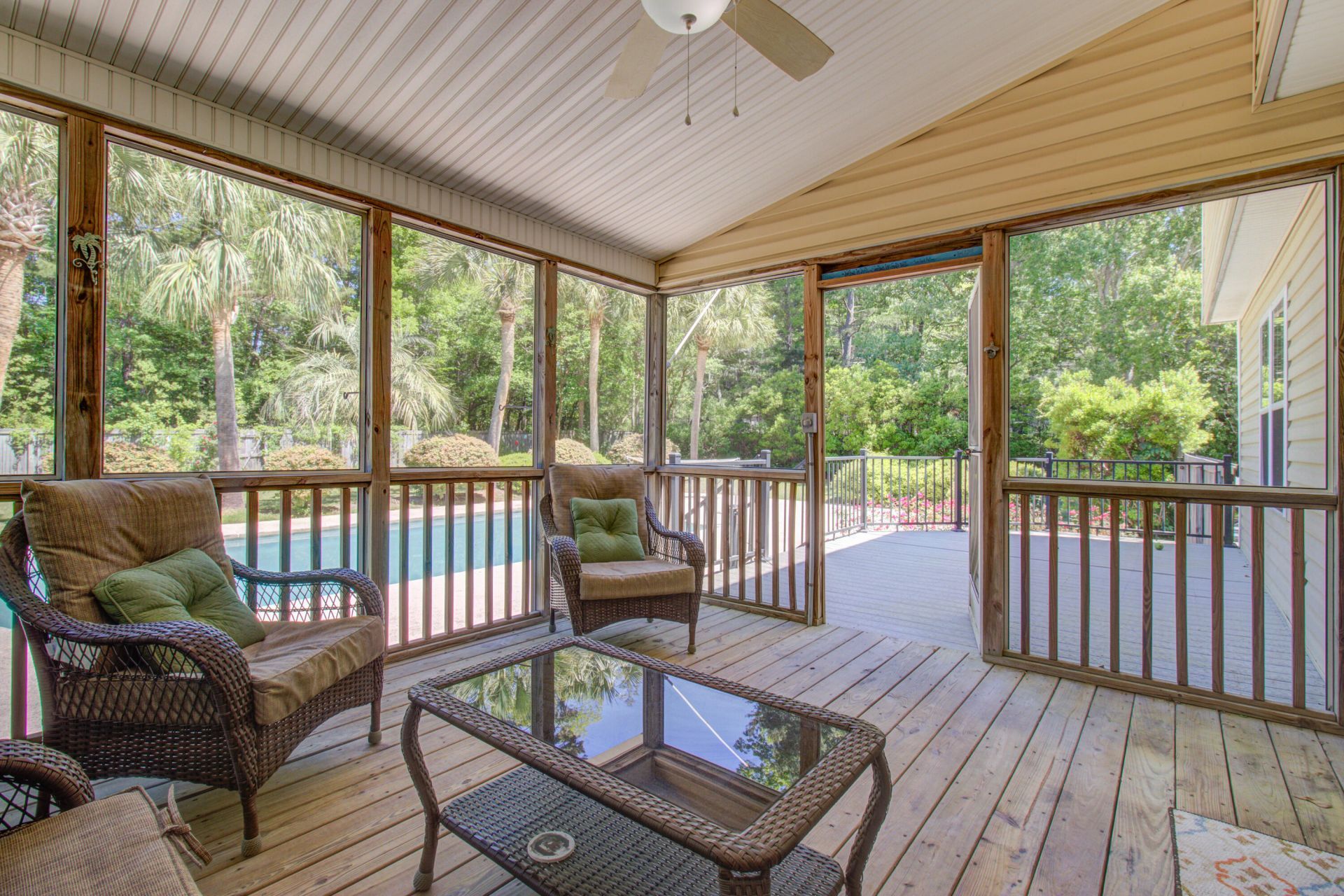 683 Hamlet Circle Photo 35