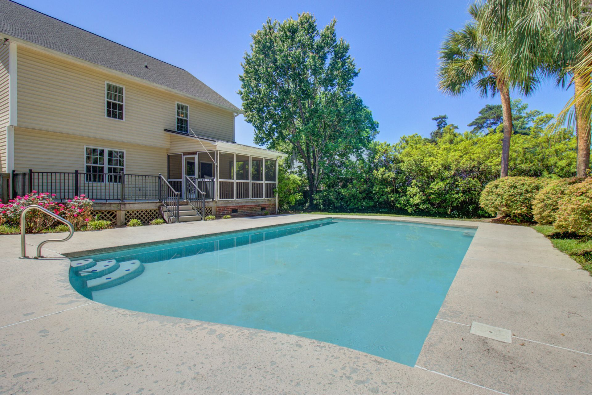 683 Hamlet Circle Photo 41