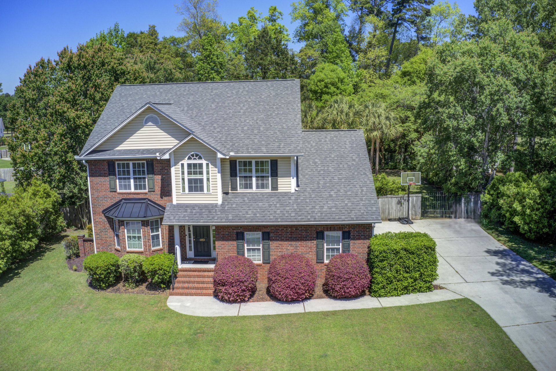 683 Hamlet Circle Photo 46