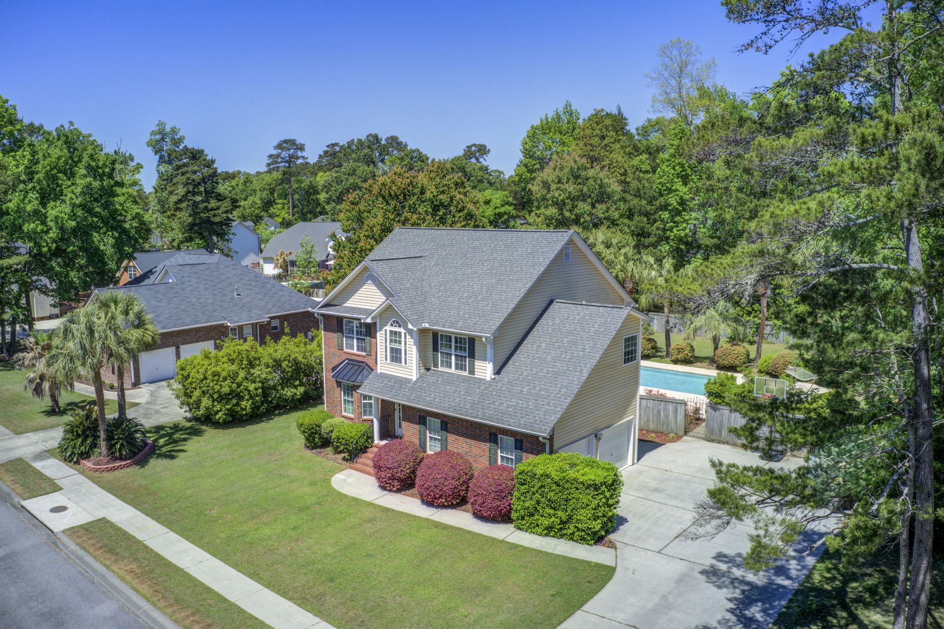 683 Hamlet Circle Photo 48