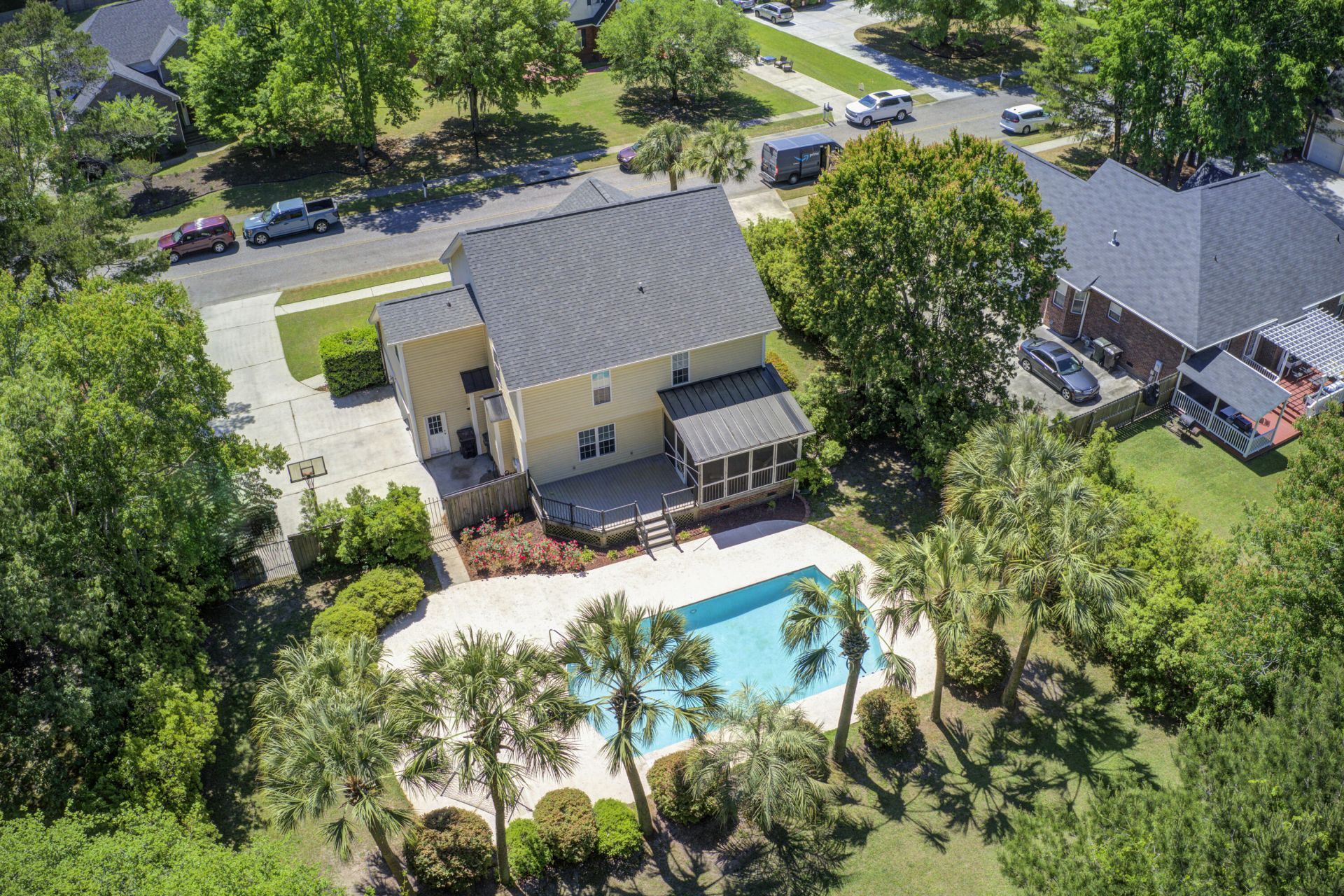 683 Hamlet Circle Photo 51