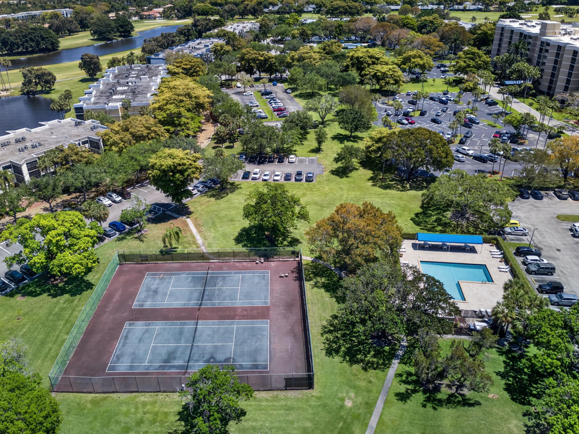 16325 Golf Club Road, Unit 302, Weston, FL 33326 Photo