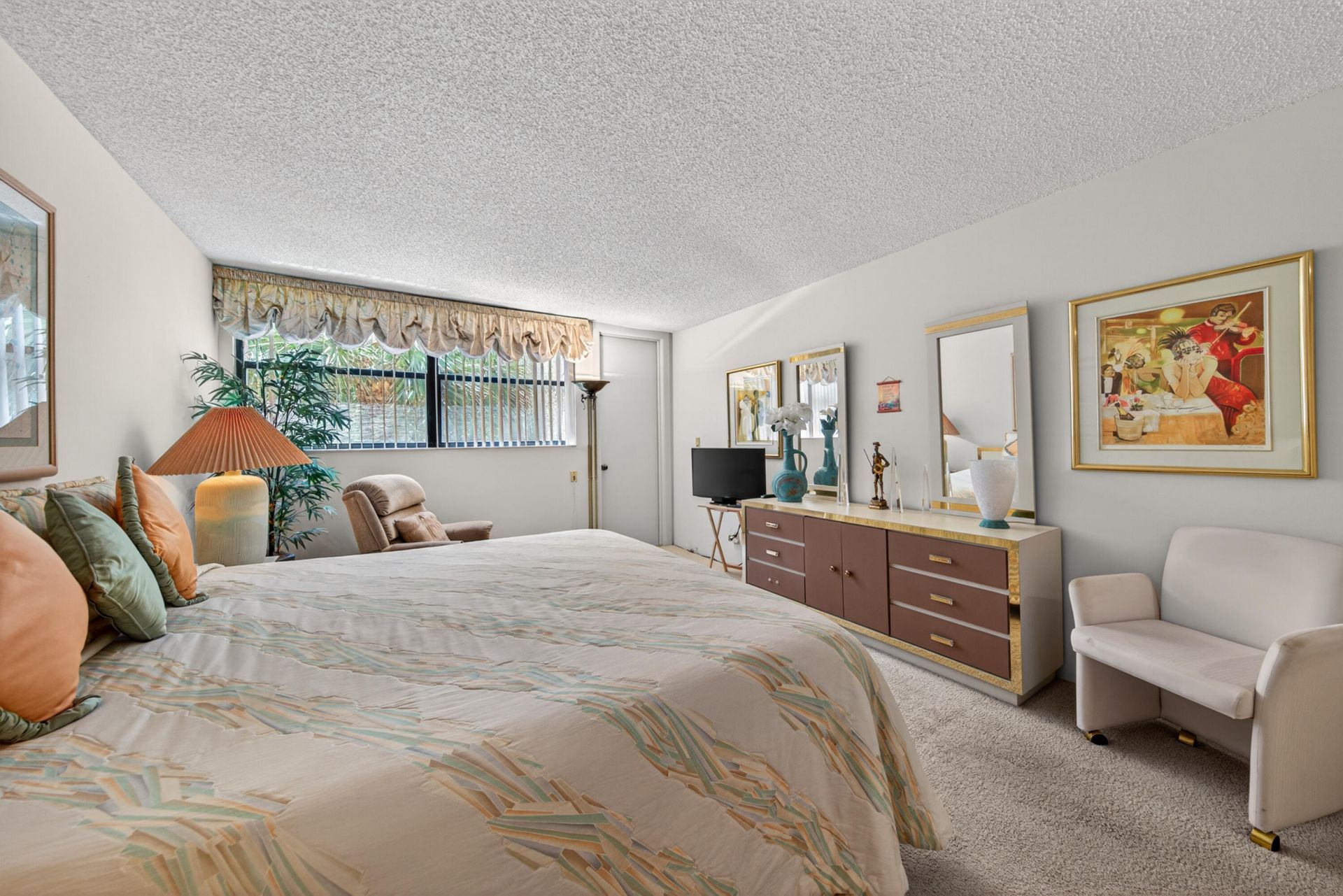 16325 Golf Club Road, Unit 302, Weston, FL 33326 Photo