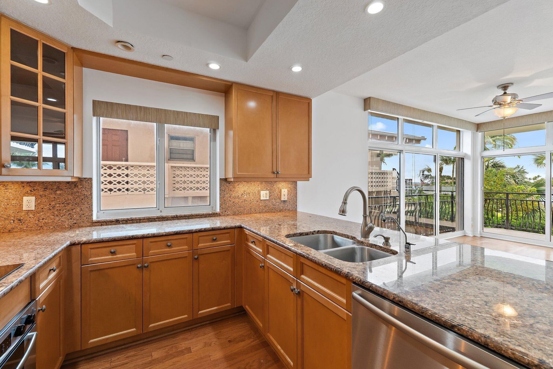 314 Inlet Way, Unit 101, Palm Beach Shores, FL 33404 Photo