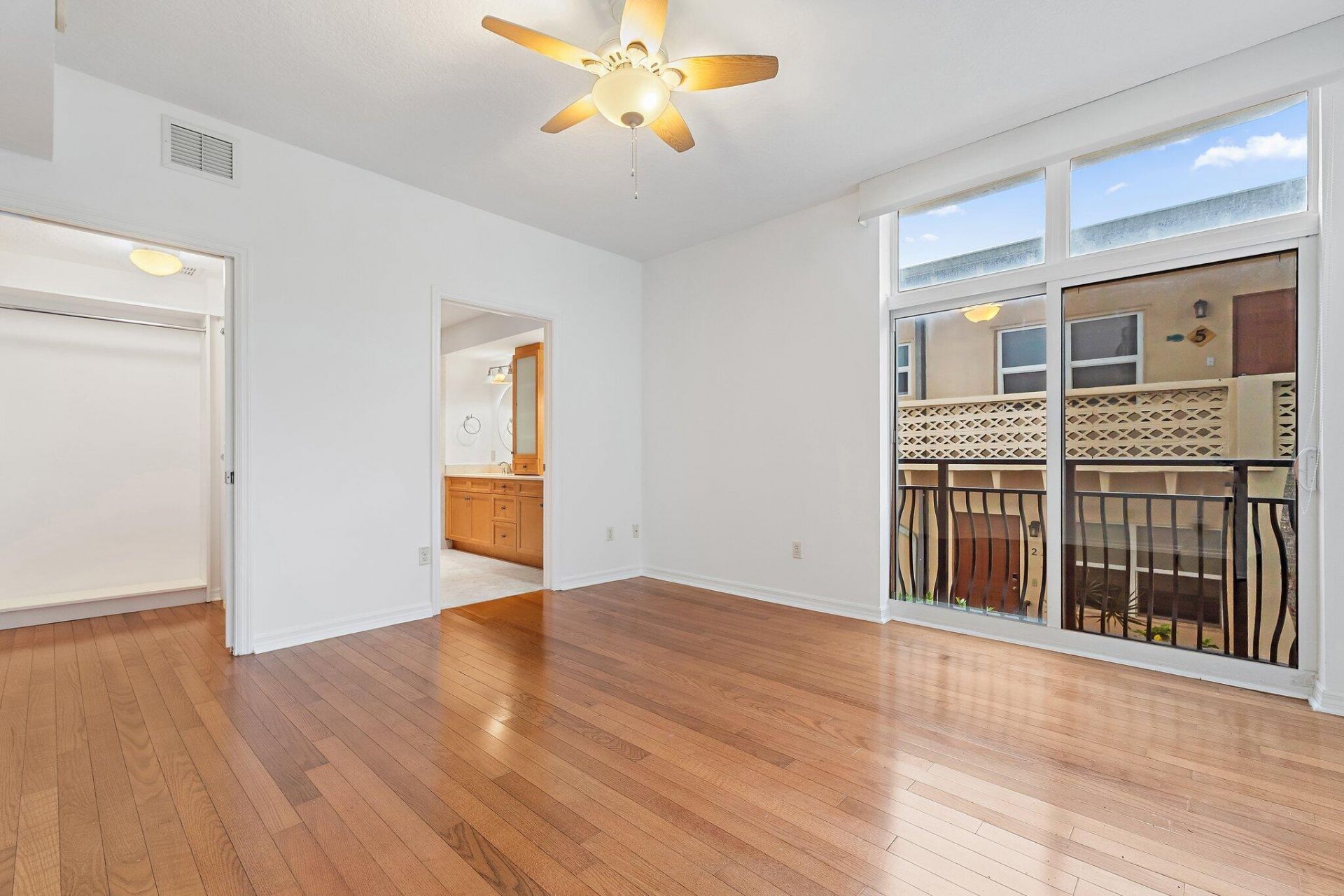 314 Inlet Way, Unit 101, Palm Beach Shores, FL 33404 Photo