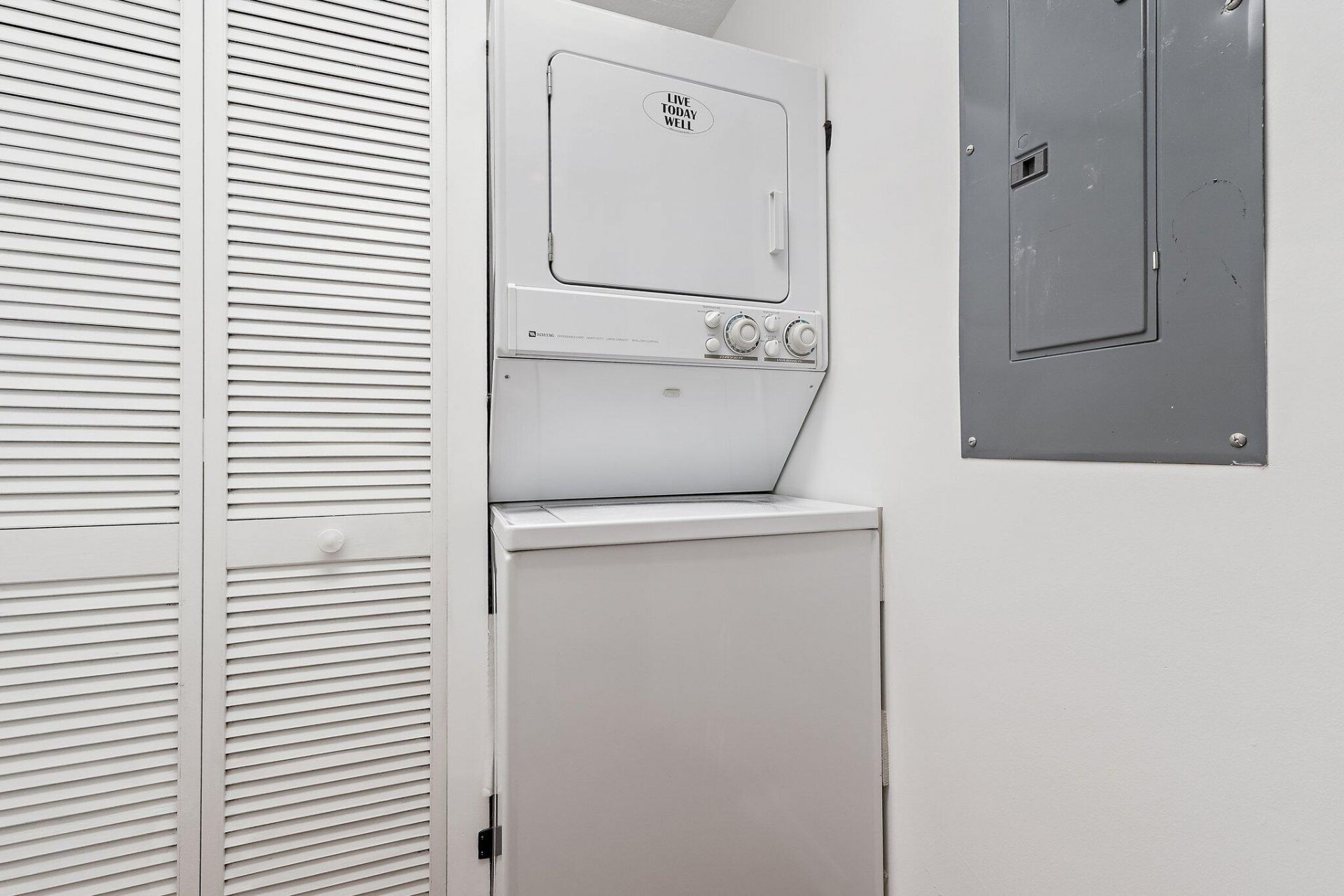 314 Inlet Way, Unit 101, Palm Beach Shores, FL 33404 Photo