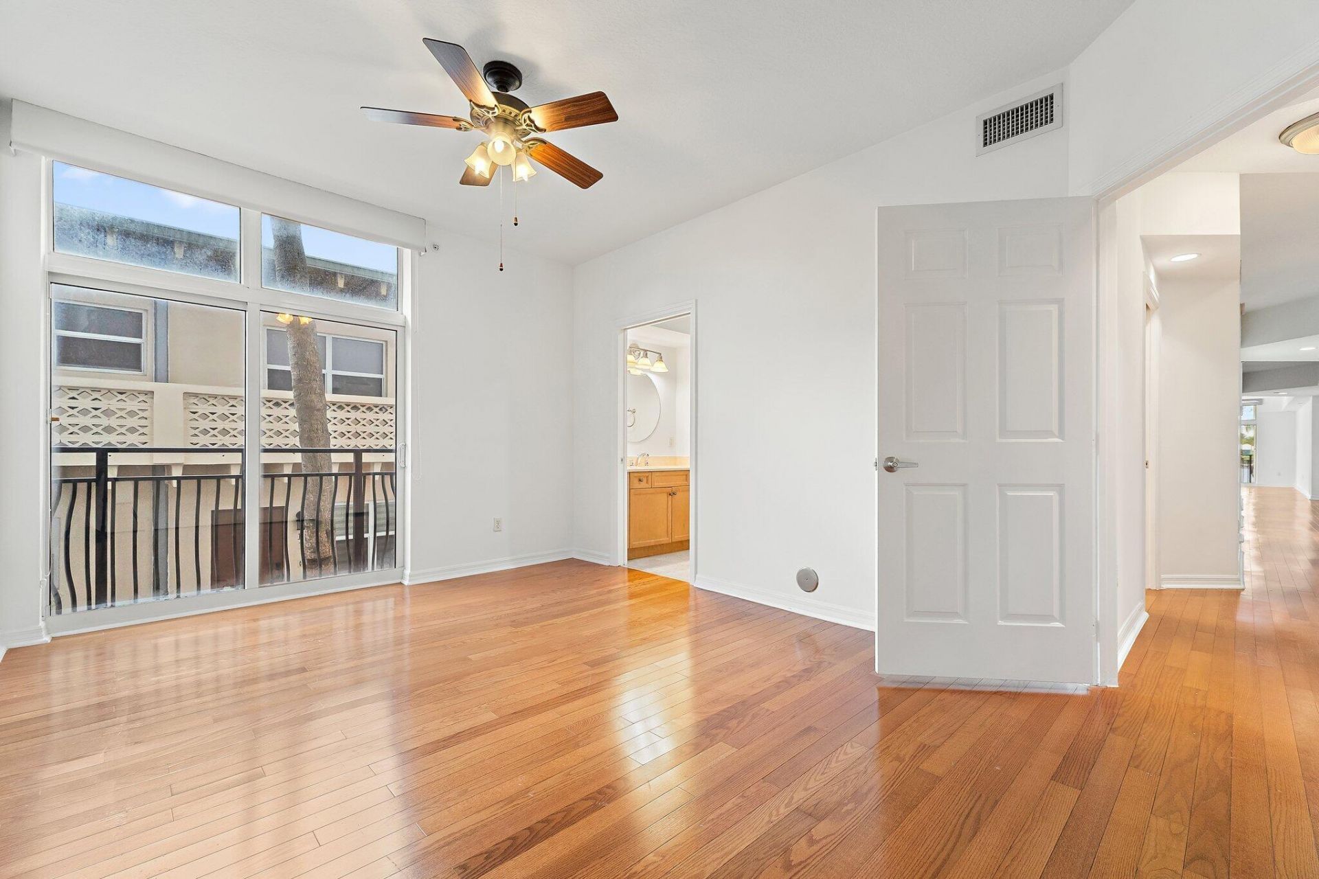 314 Inlet Way, Unit 101, Palm Beach Shores, FL 33404 Photo