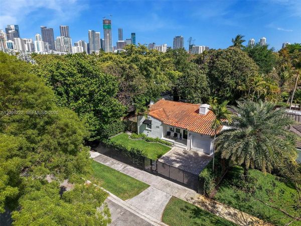 2311 SW 9th Ave, Miami, FL 33129