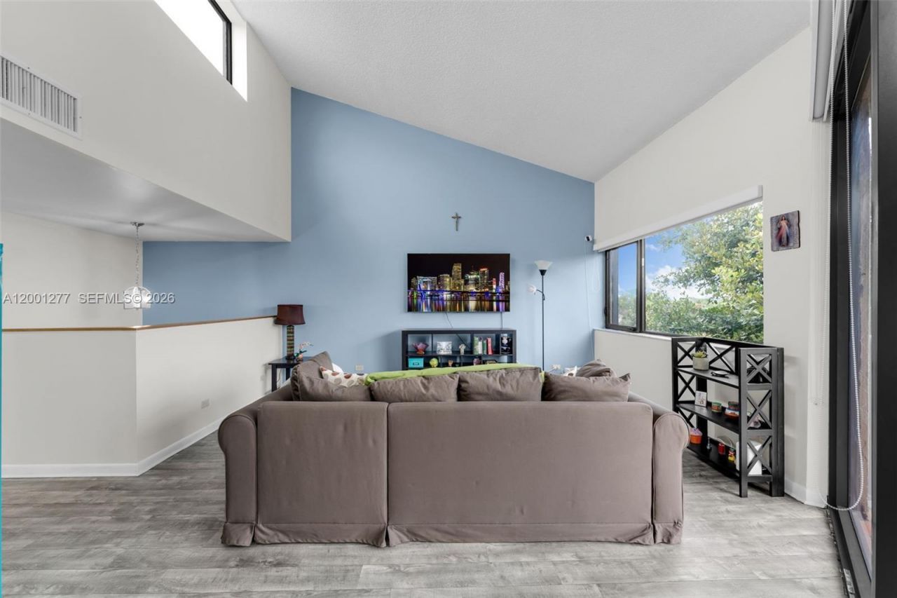 6701 SW 116th Ct, Unit 406, Miami, FL 33173 Photo