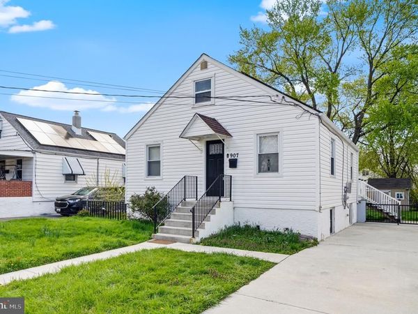 907 MARTIN ROAD, ESSEX, MD 21221