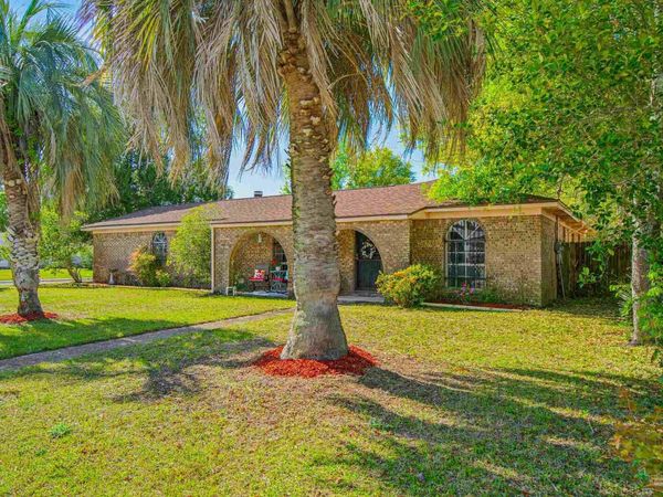 4972 Lanett Dr, Pensacola, FL 32526