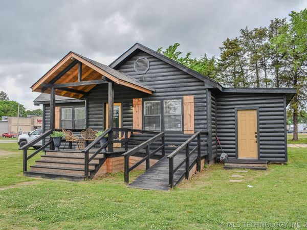 208 SW 3rd Street , Antlers, OK 74523