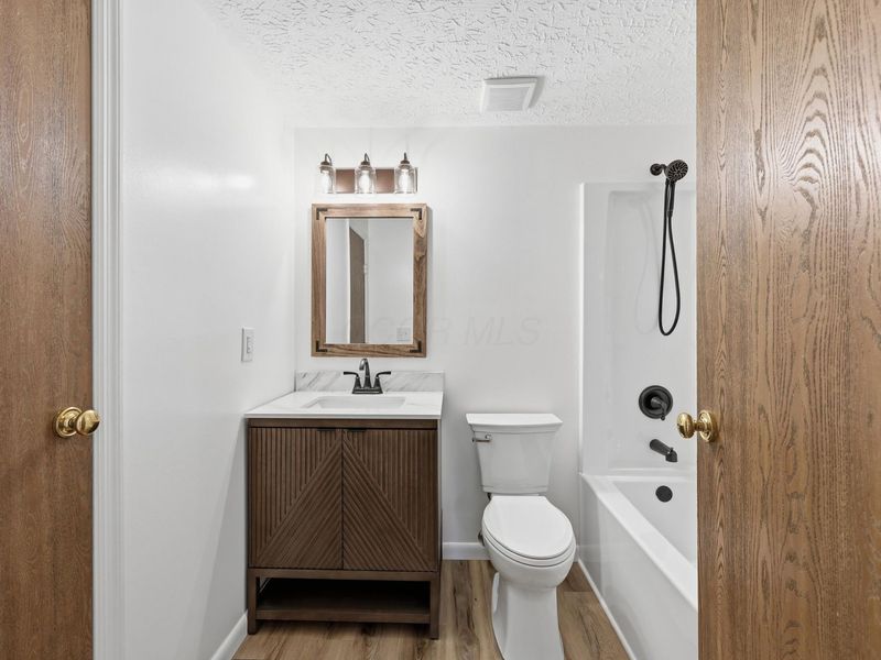 2584 Trailwind Street, Grove City, OH 43123 Photo 14