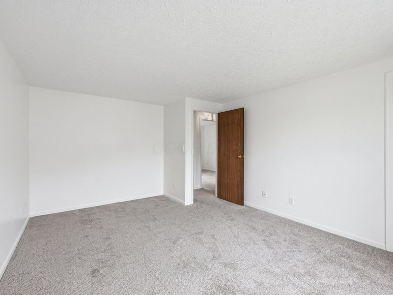 2584 Trailwind Street, Grove City, OH 43123 Photo 17