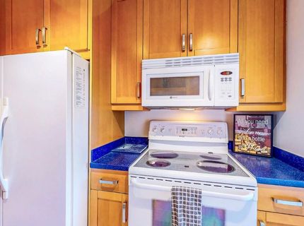 4 Commodore Dr #d438, Unit D438, Emeryville, CA 94608 Photo