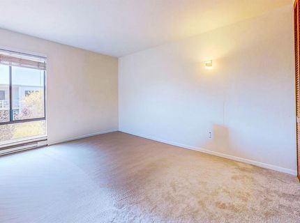 4 Commodore Dr #d438, Unit D438, Emeryville, CA 94608 Photo