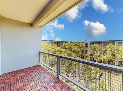 4 Commodore Dr #d438, Unit D438, Emeryville, CA 94608 Photo