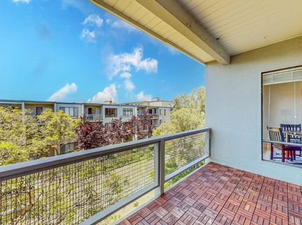 4 Commodore Dr #d438, Unit D438, Emeryville, CA 94608 Photo