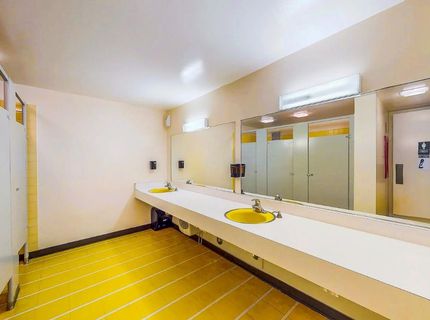 4 Commodore Dr #d438, Unit D438, Emeryville, CA 94608 Photo