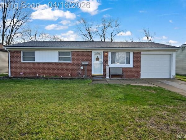 15423 Taft Street, Romulus, MI 48174