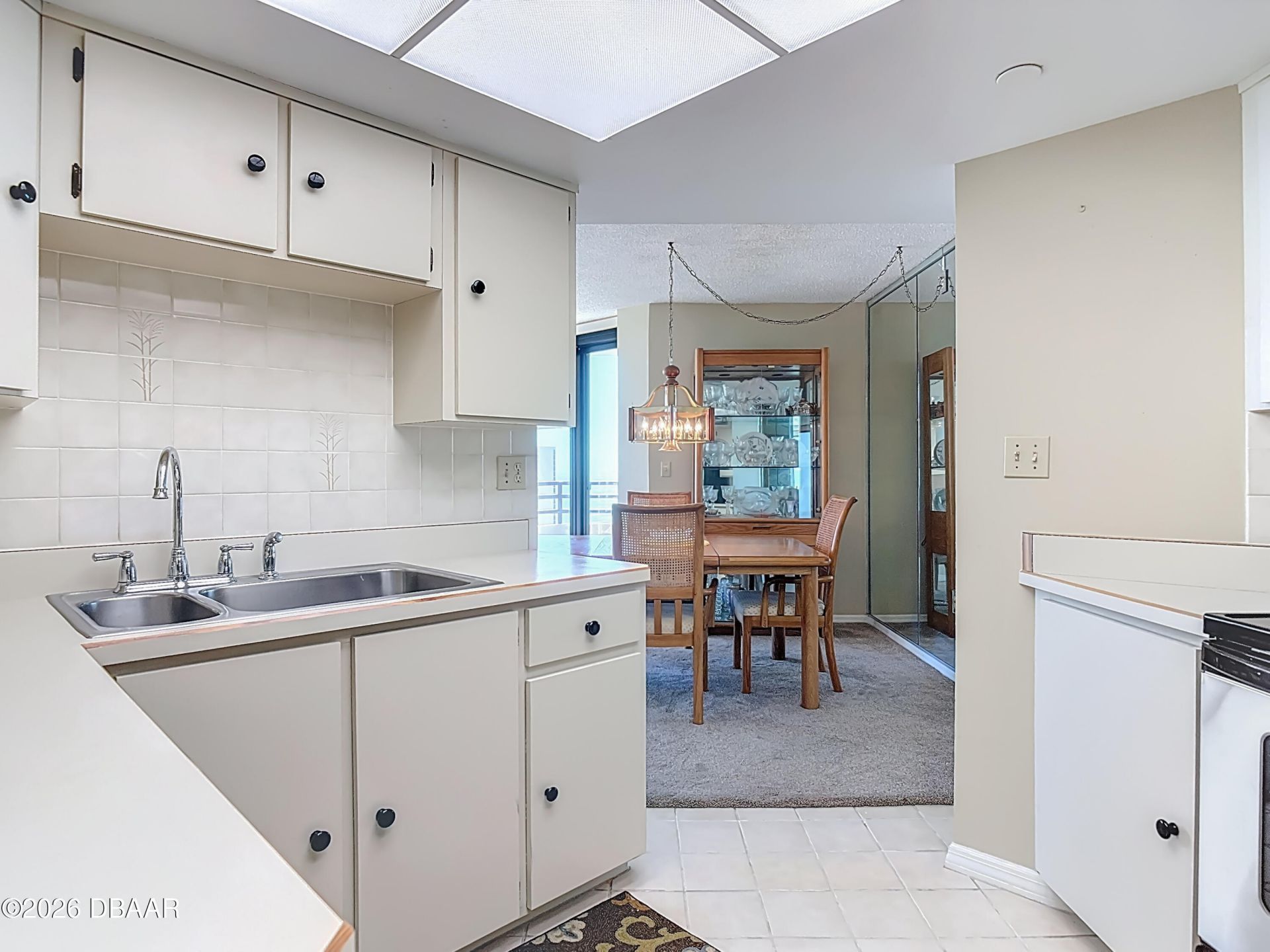 1 Oceans West Boulevard, Unit 19B5, Daytona Beach Shores, FL 32118 Photo